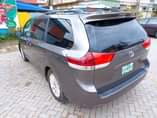 A picture of TOKS SIENNA 2012 XLE