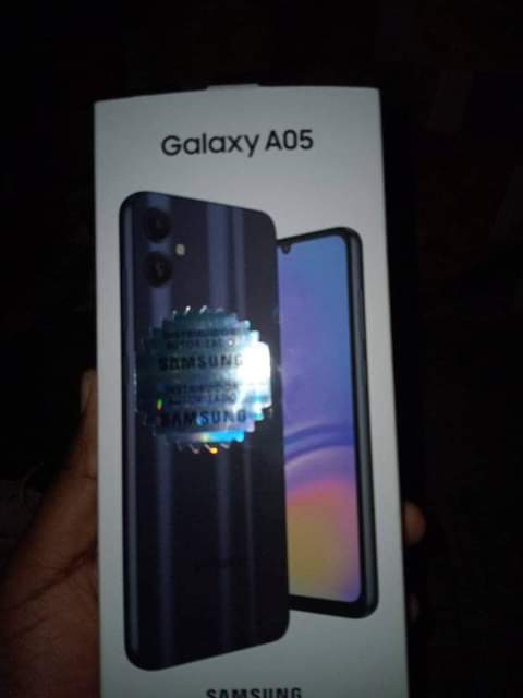 samsung galaxy a05