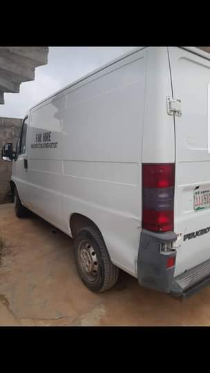 A picture of Peugeot boxer