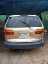 A picture of Toyota sienna is available with good condition untouched engine and
