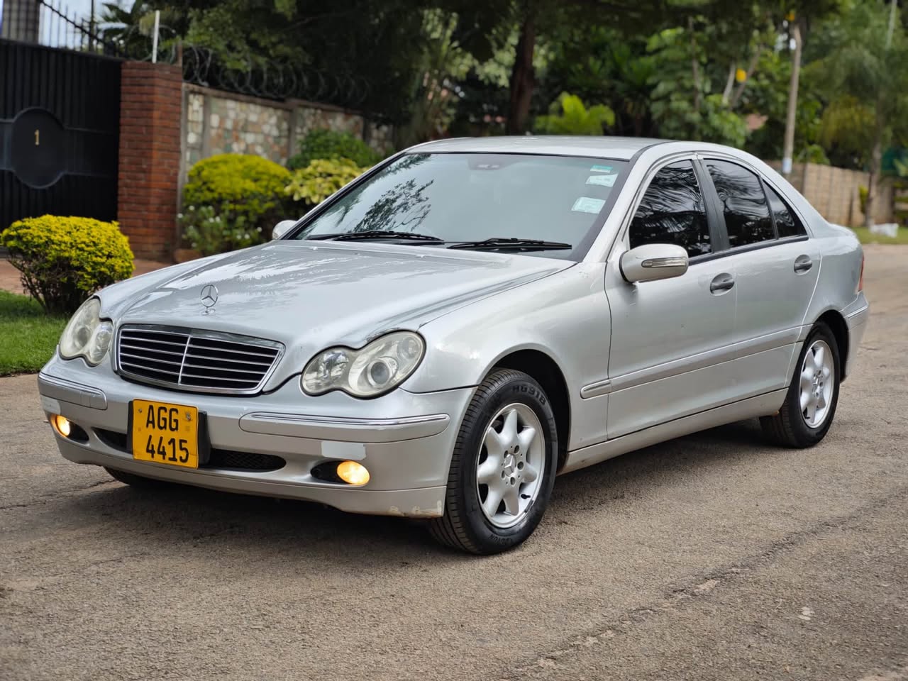 classifieds/cars mercedes