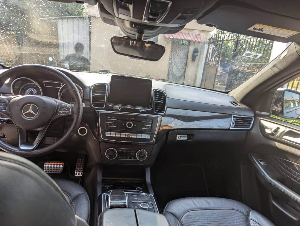 A picture of 2017 GLE43 sharp and neat 47m