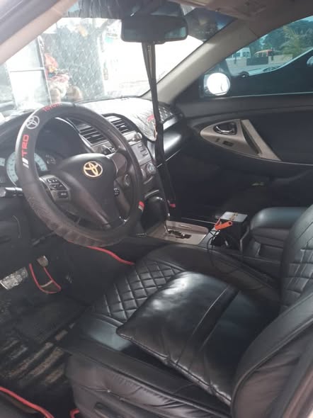 A picture of Distress sale 2008 Camry Voltron