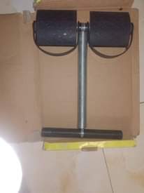 A picture of 3 seaters sofa and CAMON 11