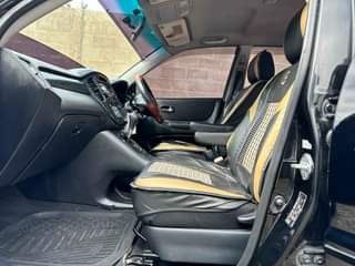 A picture of Toyota kluger Gari ipo sokoni
