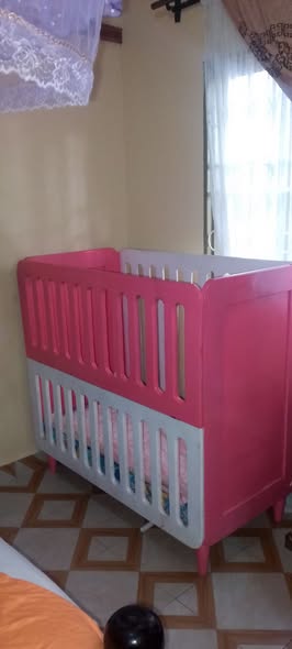 A picture of Baby crib