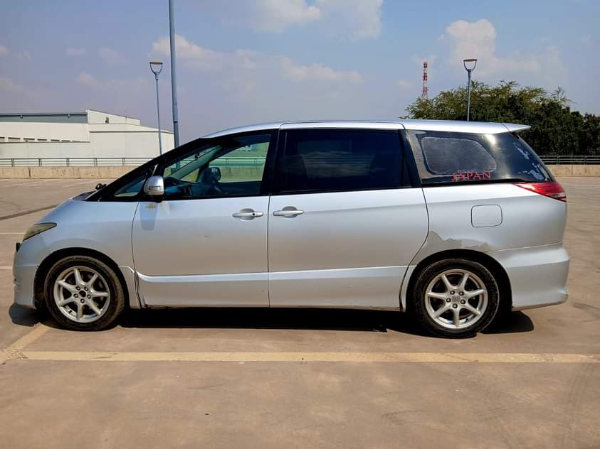 toyota estima