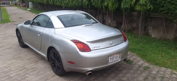A picture of NO OFFERS PLS First grade 2005 Lexus sc430 CALL 08103212385