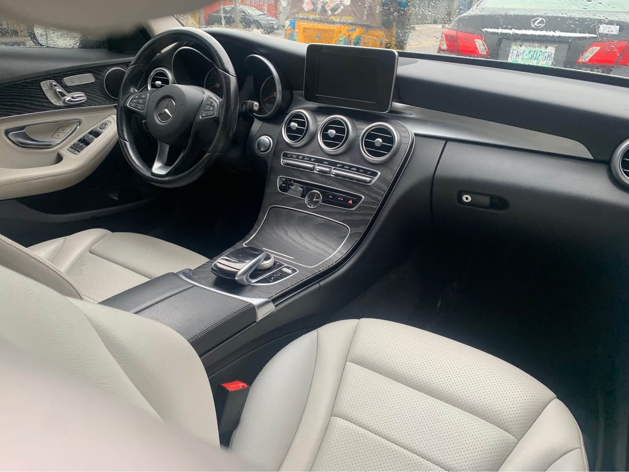 A picture of 2016 Mercedes Benz c class