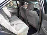A picture of 2004 Toyota Camry Yes