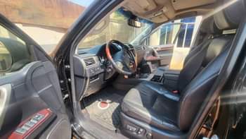 A picture of Highest grade Tok standard Lexus GX460 2017 model registered not