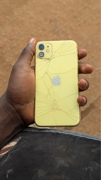 A picture of iPhone 11 as it is