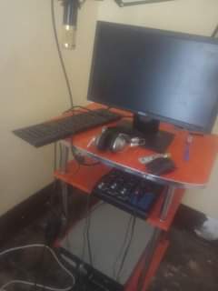 A picture of Vitu vya studio