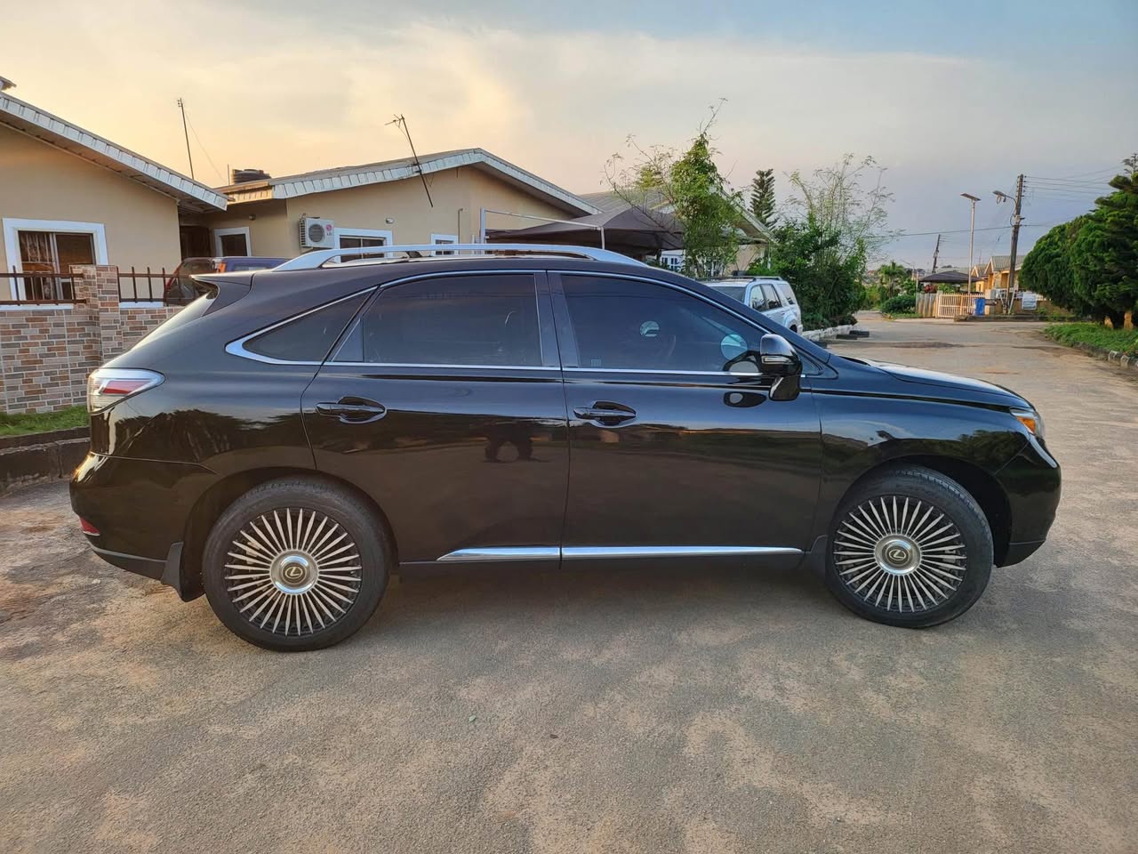 A picture of Registered Lexus Rx350 2011 model