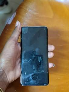 A picture of Samsung s10