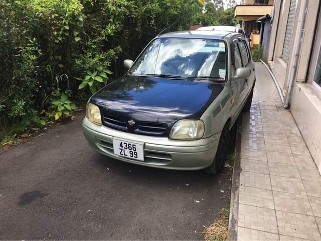 used nissan march