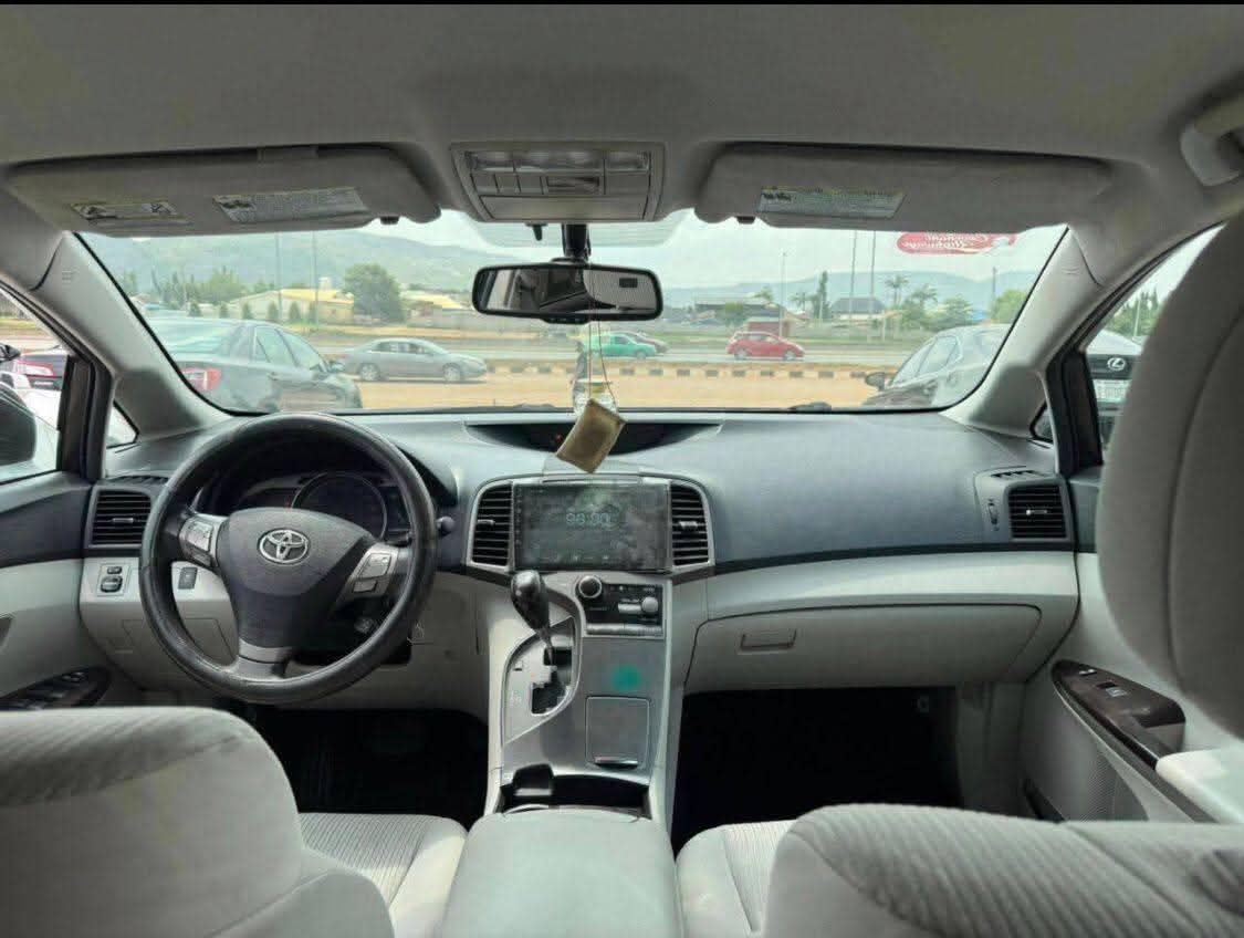A picture of 2013 Toyota venza