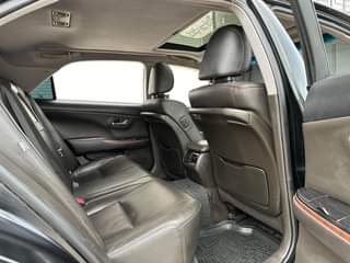 A picture of TOYOTA CROWN ATHLETE