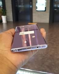 A picture of Note 9 for sale cheap Price Double line clean no