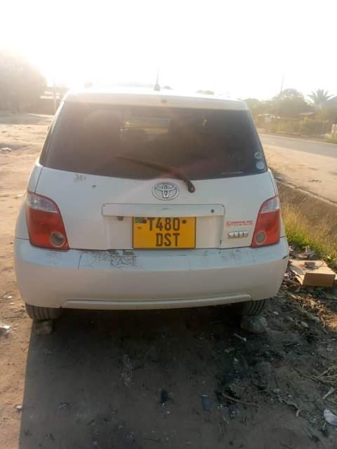 used toyota ist