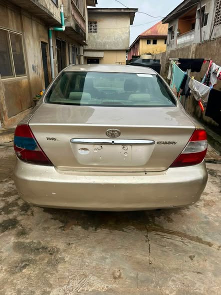 A picture of Toyota Camry 2004 model
