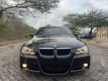 A picture of BMW SERIES 3