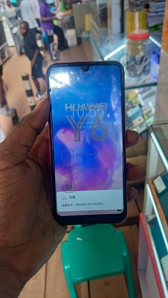 A picture of Huawei Y6 prim 64gb good camera 0743793773