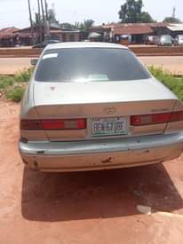 A picture of Toyota Camry 2 2