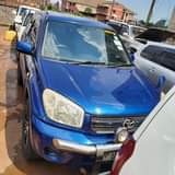 A picture of RAV4 2004 22M