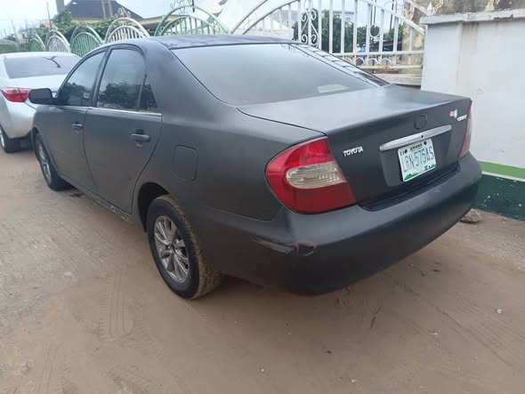 A picture of Toyota Camry 2004 2005