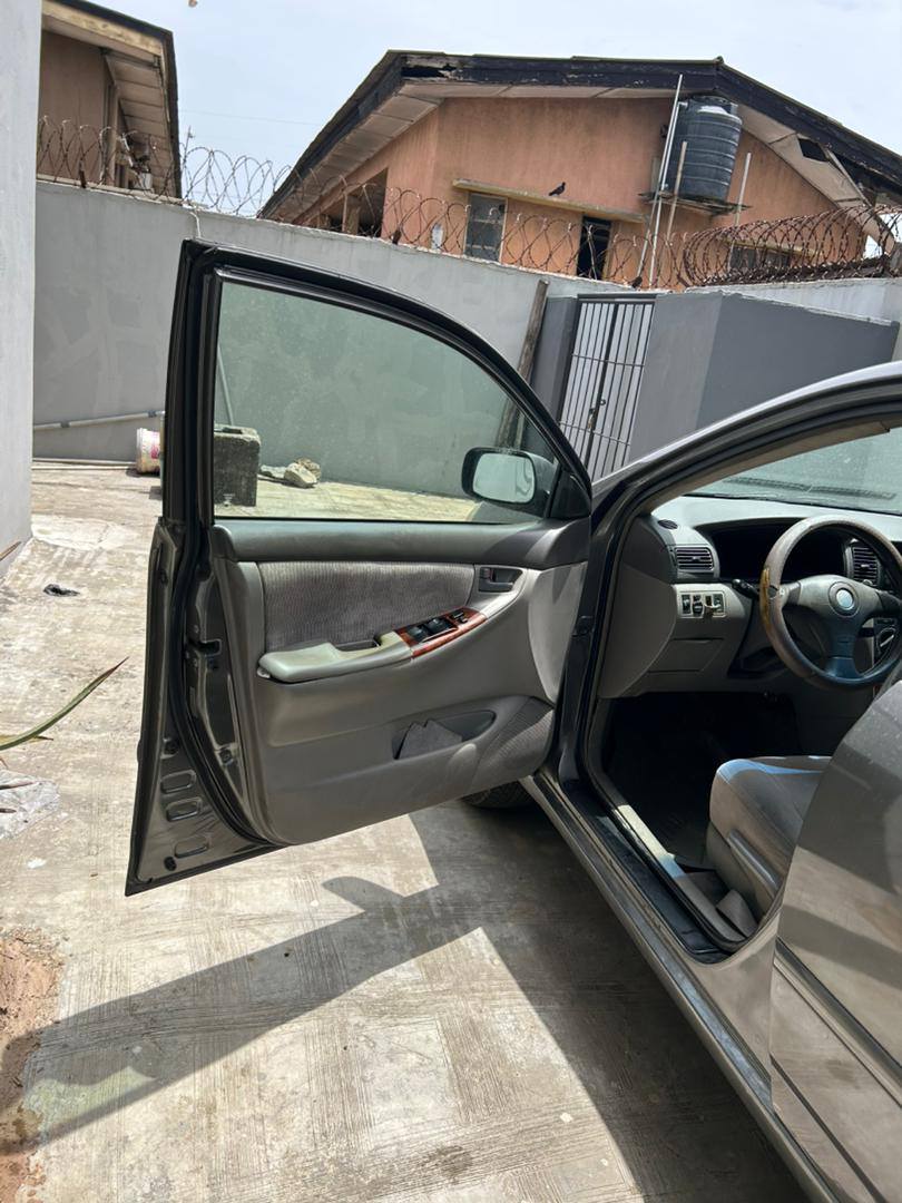 A picture of Toyota corolla 2007