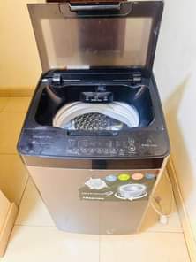 A picture of Quick Sale Fairly used 8kgs top loader washing machine Perfect