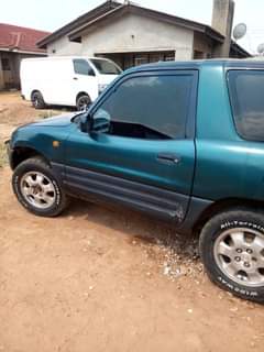 cars under 2000