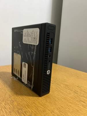 A picture of hp elitedesk mini cpu