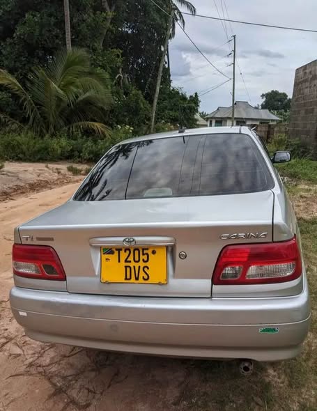 A picture of TOYOTA CARINA TI INAUZWA 4 5M 0791084871