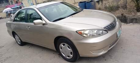 A picture of Clean Toyota Camry 2005