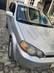 A picture of Honda HR V 2001 model first body nothing to fixed