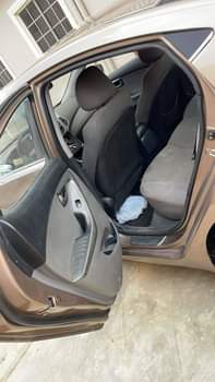 A picture of Please save the pictures here o 2015 Hyundai Elantra Thumbstart
