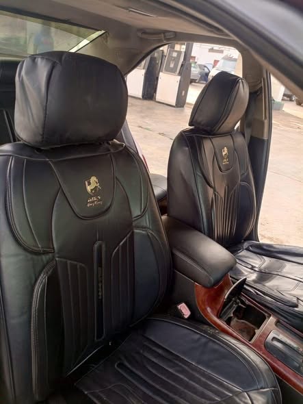 A picture of Toyota Camry 06 Engine Ac gear Interior under neat Body