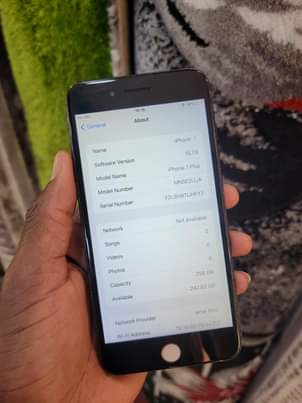 A picture of Iphone 7plus 256GB