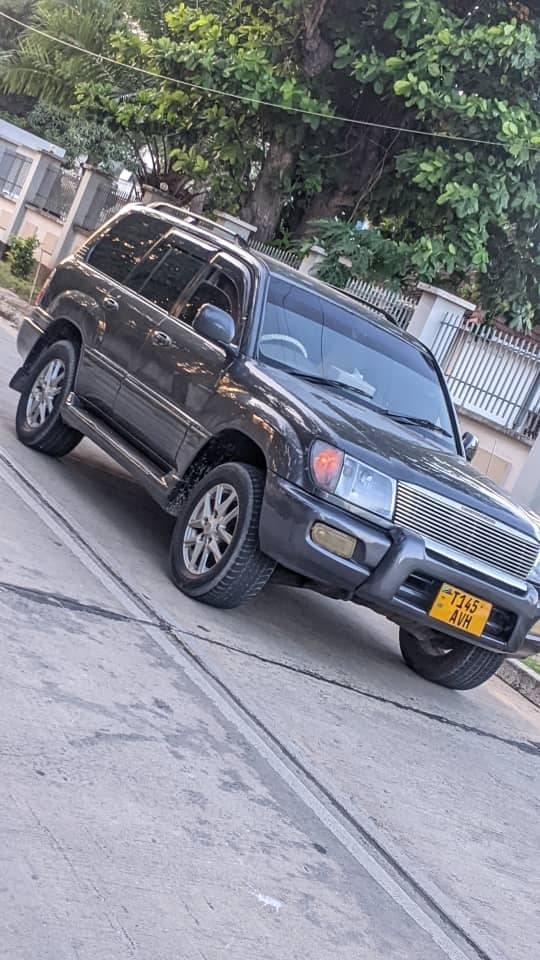 toyota land cruiser