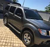 A picture of Nissan Pathfinder 2005