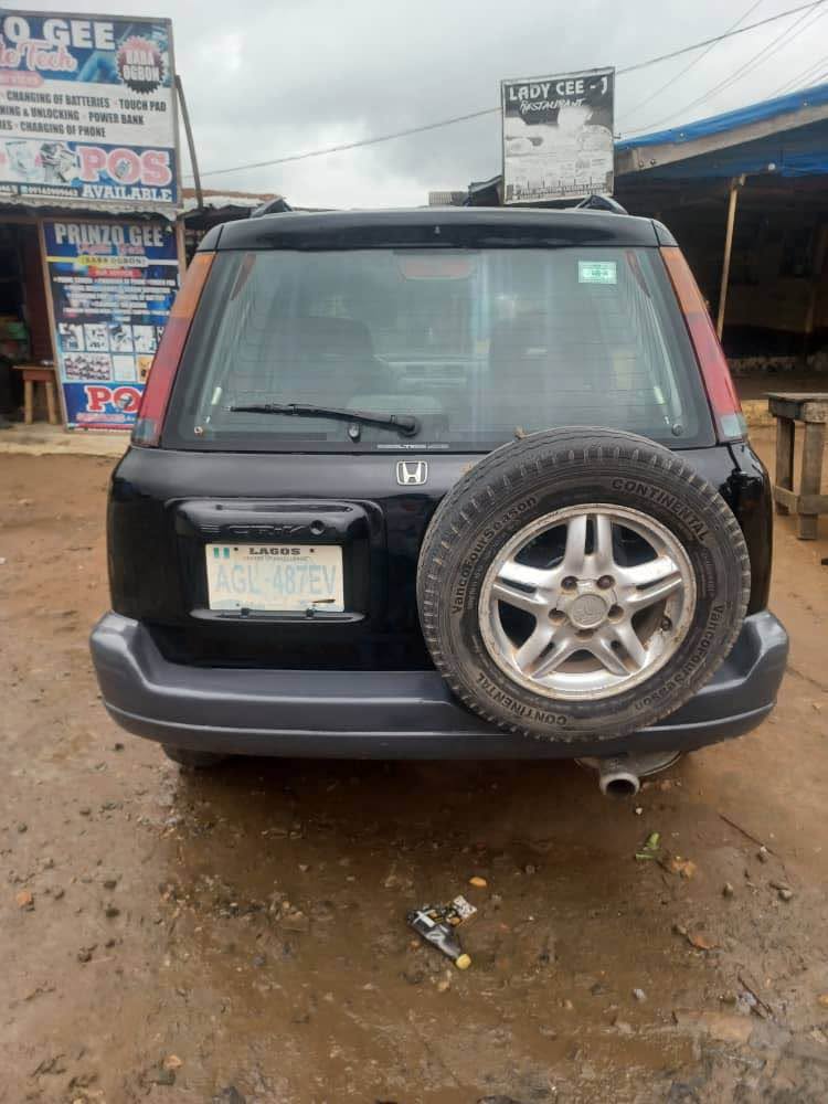 A picture of Neatly used Honda CRV