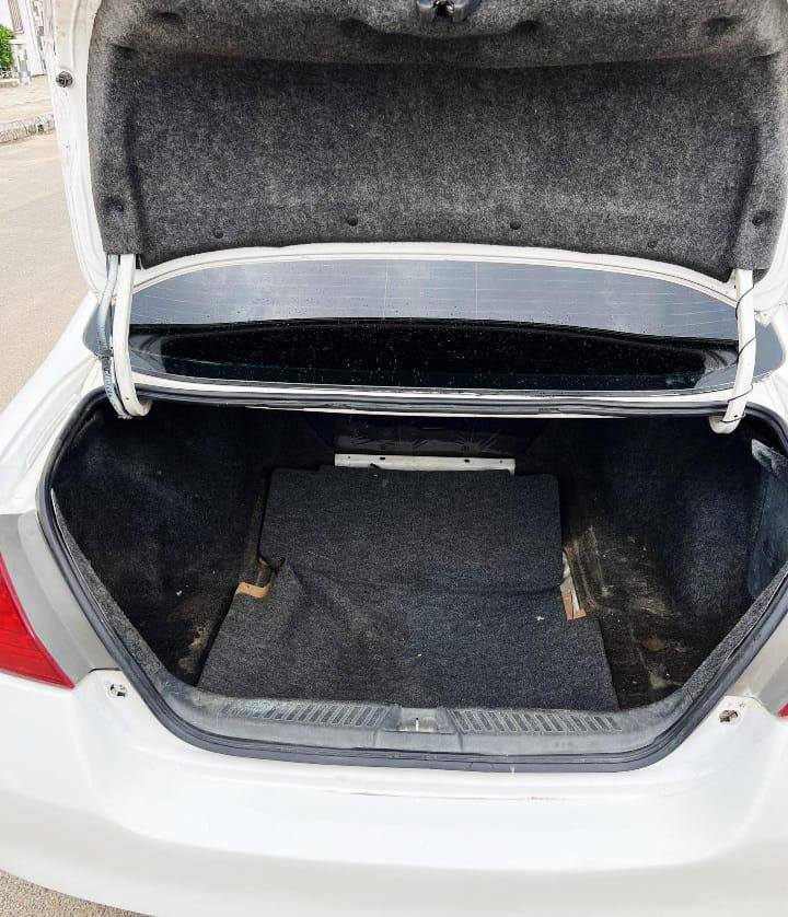 A picture of DISTRESS SALE EXTREMELY CLEAN USED 2007 HONDA ACCORD DC WITH
