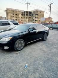 A picture of HOT PH DEAL BELGIUM GRADE ES350 2009 2010 Black color