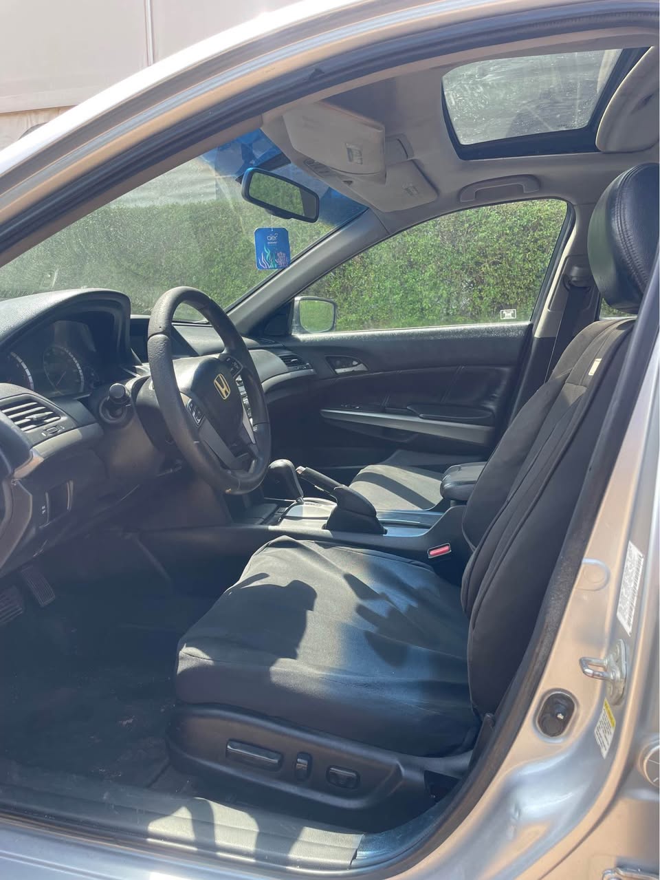 A picture of Honda Accord 08 model