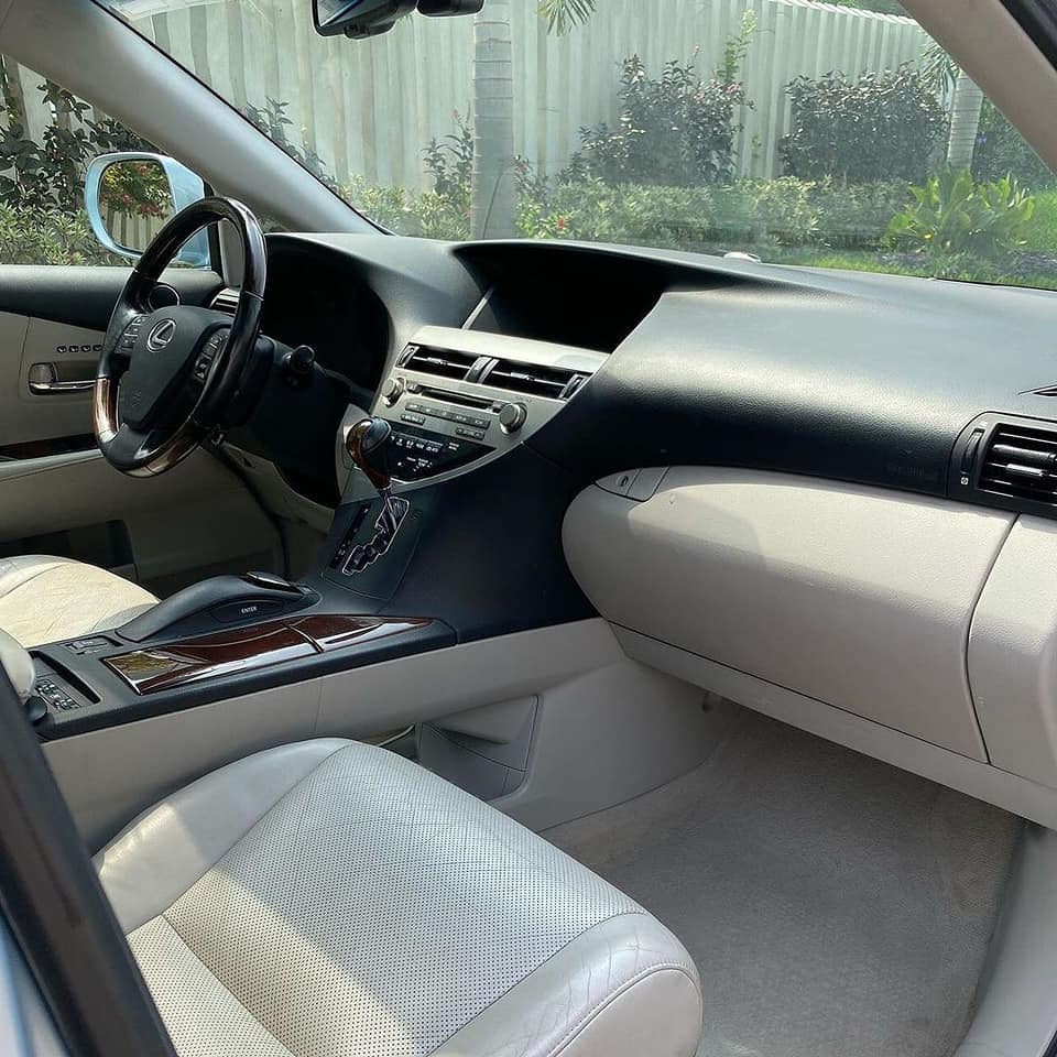 A picture of 2011 Rx350