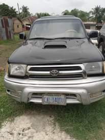 A picture of Toyota 4 Runner
