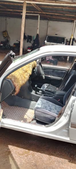 A picture of Available Uhs 8m 0702549830