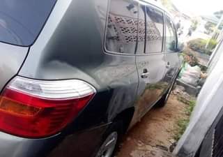 A picture of Car s